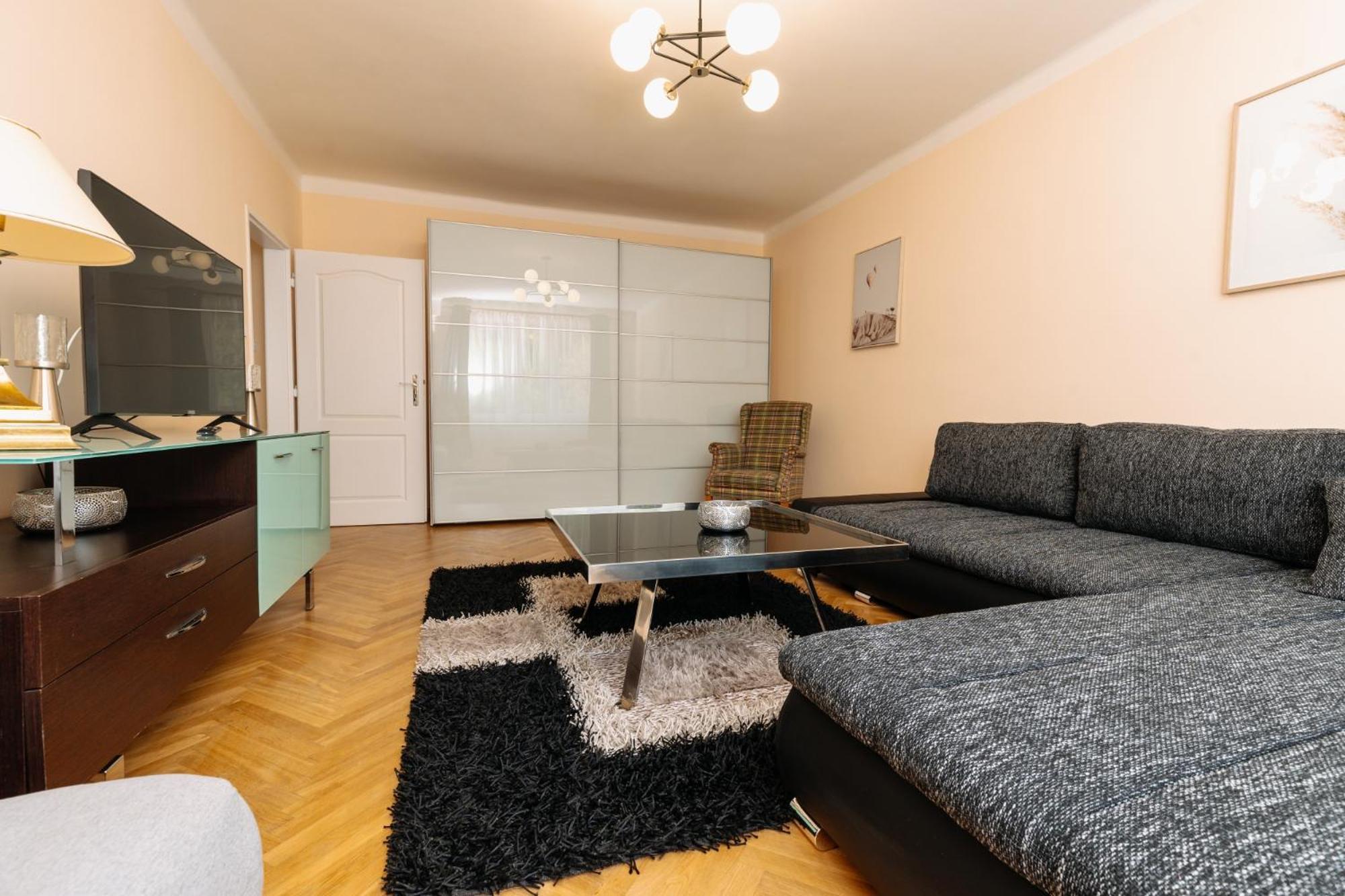 Apartments Tgm 11 Karlovy Vary Kültér fotó